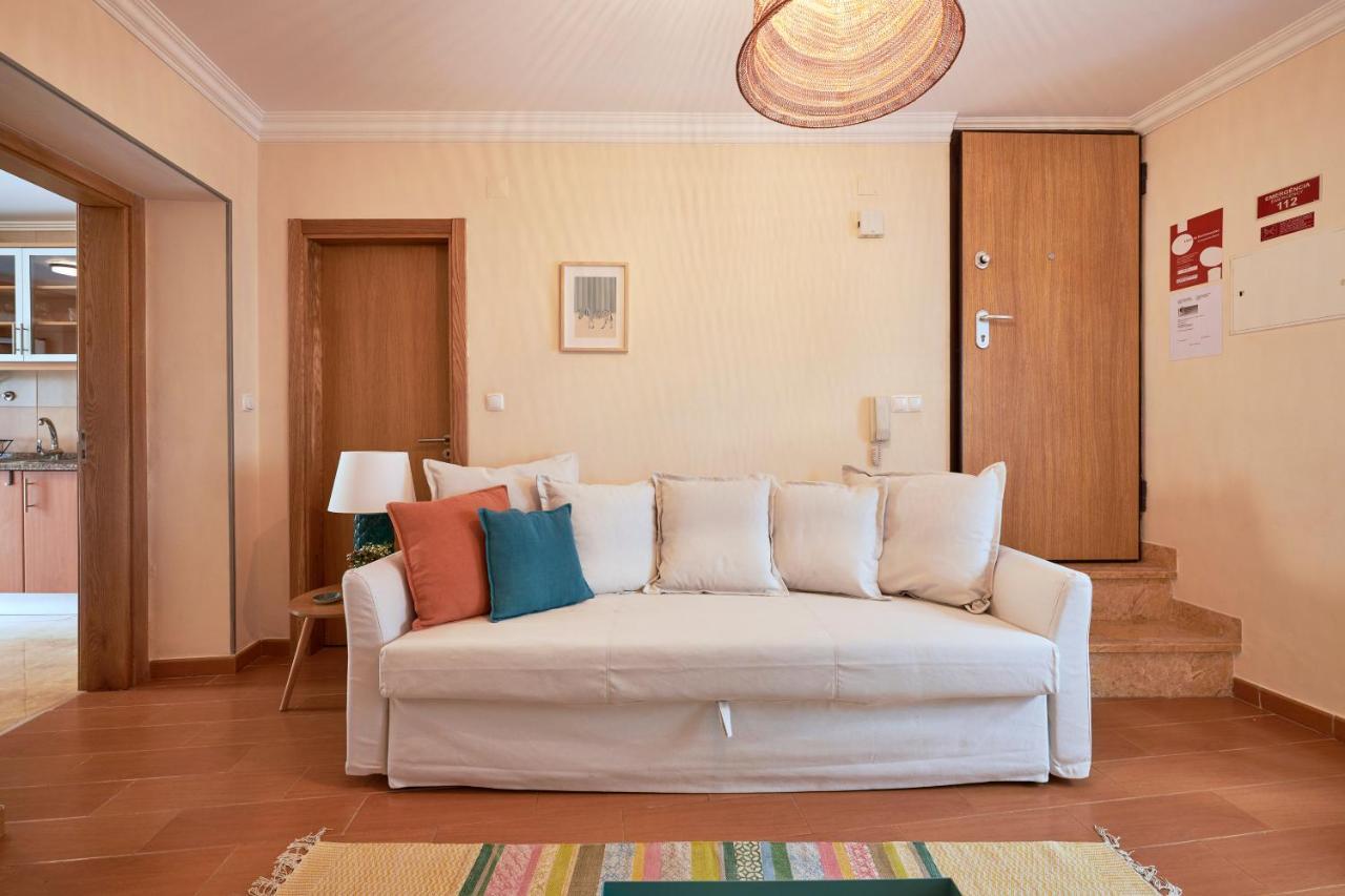 Spacious And Renovated Apartment With Amazing Patio, By Timecooler Lisabona Exterior foto