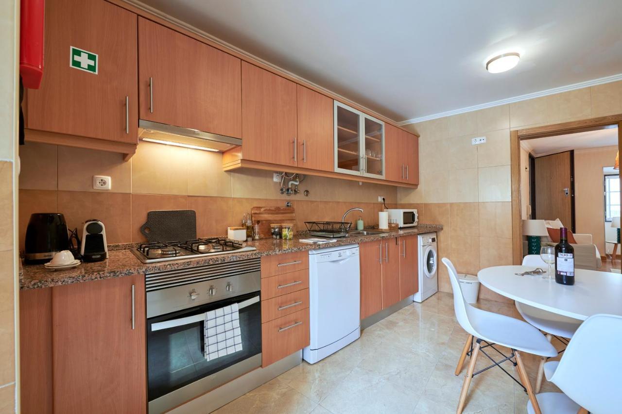 Spacious And Renovated Apartment With Amazing Patio, By Timecooler Lisabona Exterior foto