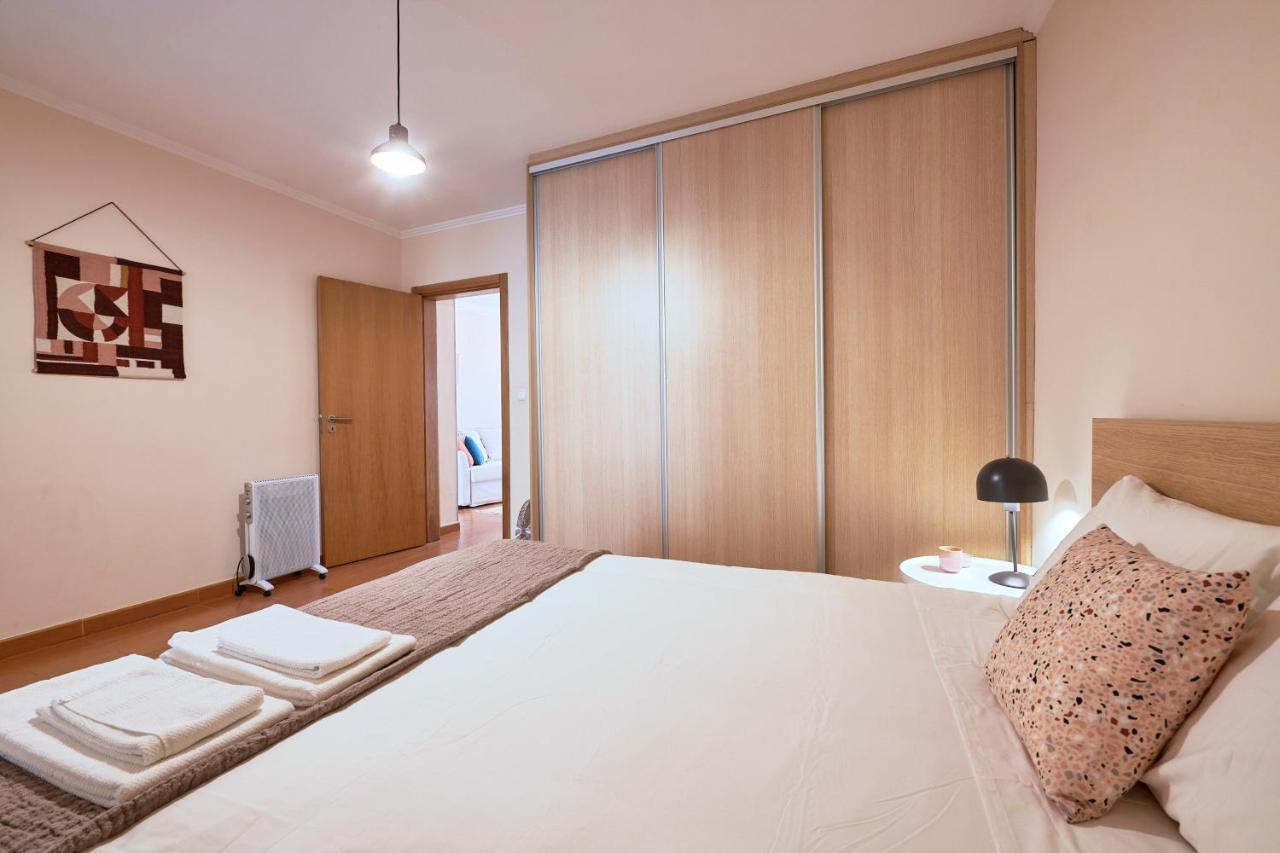 Spacious And Renovated Apartment With Amazing Patio, By Timecooler Lisabona Exterior foto
